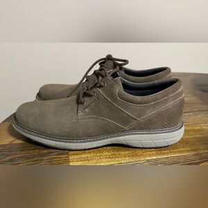 Merrell Men's World Vue Lace Brown Suede Oxfords. Like new